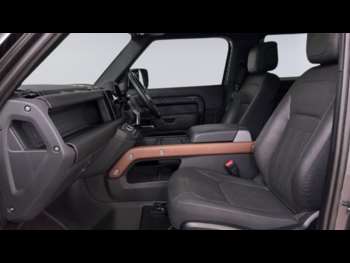Used Land Rover Defender 90 2023 for sale - 74934852: Photo