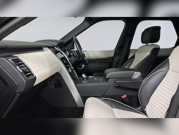 Used Land Rover Discovery 2024 for sale - 76121675: Photo 3