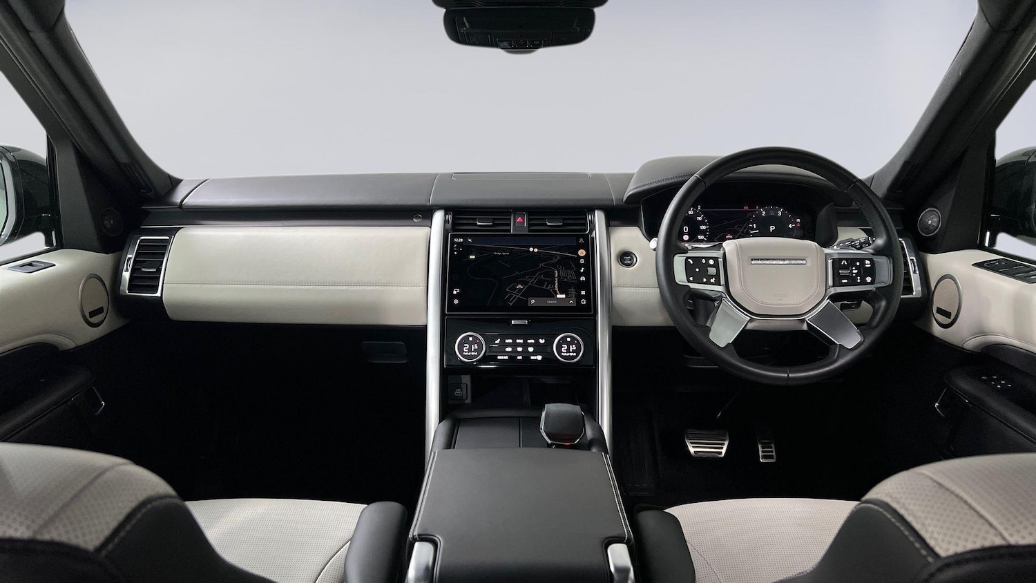 Used Land Rover Discovery 2024 for sale - 76121675: Photo 9