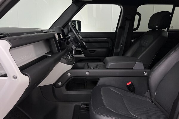 Used Land Rover Defender 110 2022 for sale - 75291521: Photo 3