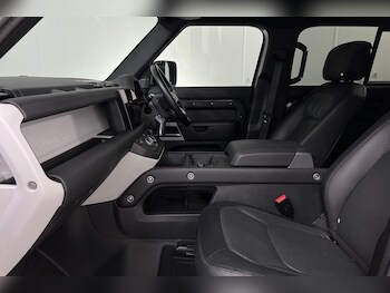 Used Land Rover Defender 110 2022 for sale - 75291521: Photo