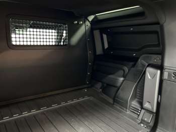 Used Land Rover Defender 90 2024 for sale - 74848397: Photo