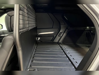 Used Land Rover Discovery 2025 for sale - 76166558: Photo 4