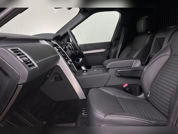 Used Land Rover Discovery 2025 for sale - 76158624: Photo 3