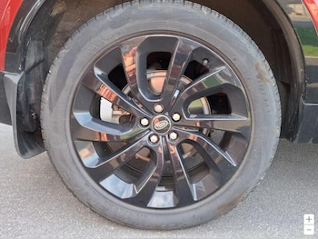 Used Land Rover Discovery Sport 2024 for sale - 75552722: Photo
