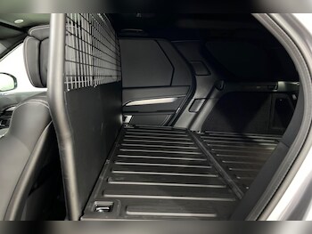 Used Land Rover Discovery 2025 for sale - 76158385: Photo 4