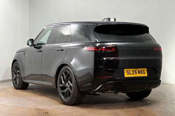 Used Land Rover Range Rover Sport 2025 for sale - 76227173: Photo 2