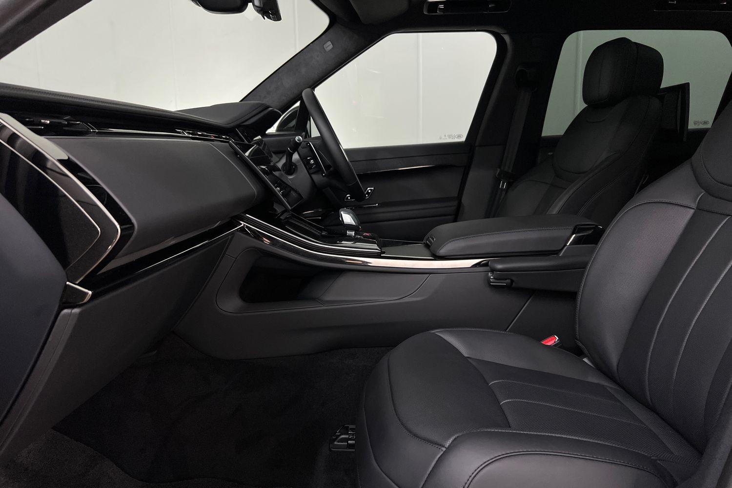 Used Land Rover Range Rover Sport 2025 for sale - 76190027: Photo 3