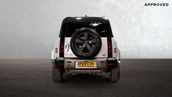 Used Land Rover Defender 110 2023 for sale - 74850299: Photo 6