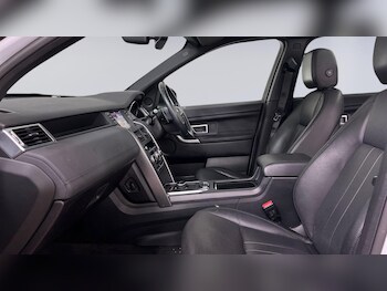 Used Land Rover Discovery Sport 2018 for sale - 75696894: Photo