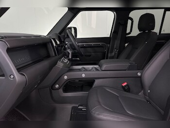 Used Land Rover Defender 130 2025 for sale - 75696493: Photo