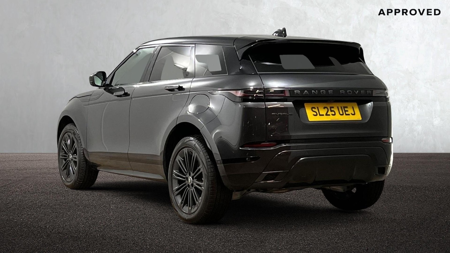 Used Land Rover Range Rover Evoque 2025 for sale - 76189138: Photo 2