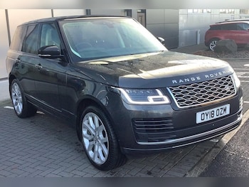 2018 (18) - 4.4 SDV8 Vogue SE 4dr Auto
