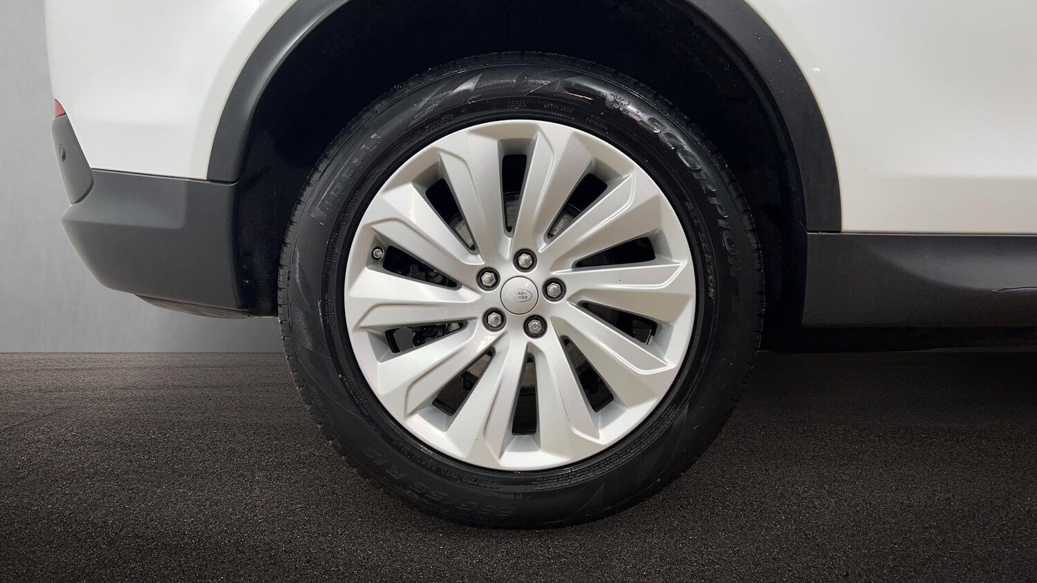 Used Land Rover Discovery Sport 2019 for sale - 76031710: Photo 8