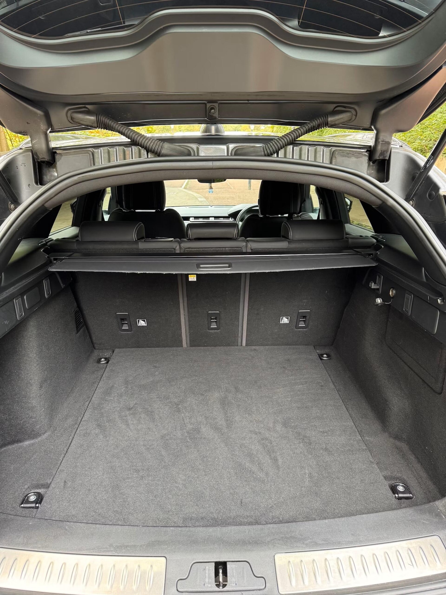 Used Land Rover Range Rover Velar 2019 for sale - 76159213: Photo 9