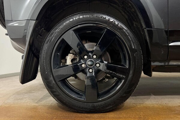 Used Land Rover Defender 90 2024 for sale - 76188521: Photo 8