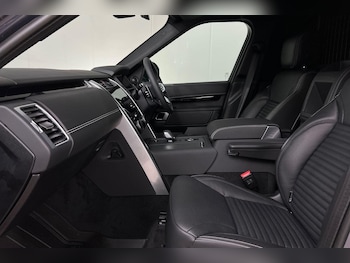 Used Land Rover Discovery 2025 for sale - 76166942: Photo 3