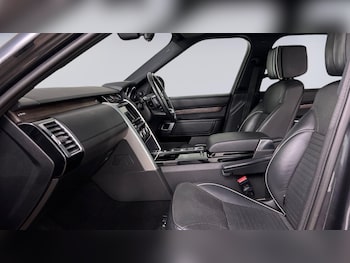 Used Land Rover Discovery 2017 for sale - 75415337: Photo