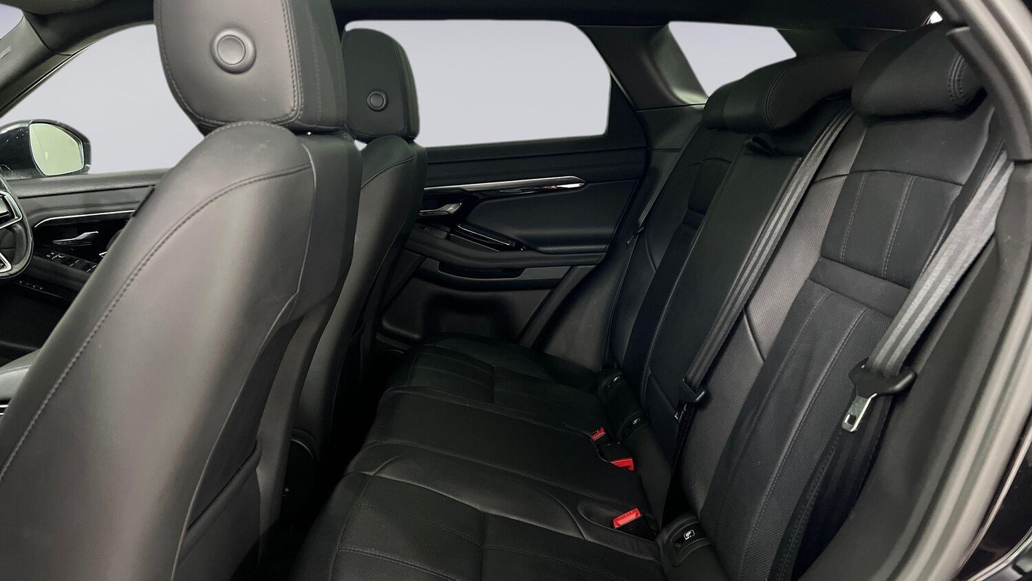 Used Land Rover Range Rover Evoque 2021 for sale - 76099524: Photo 4