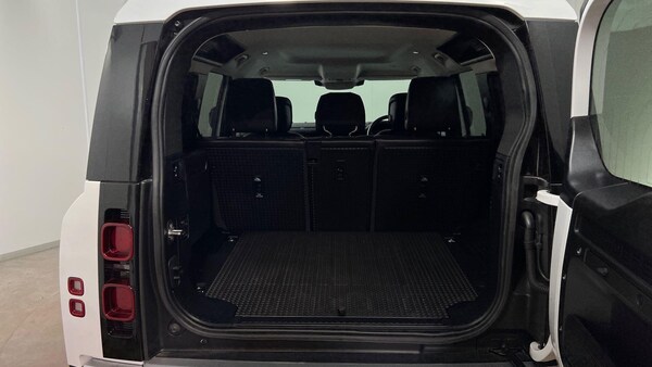 Used Land Rover Defender 110 2021 for sale - 74849742: Photo 10