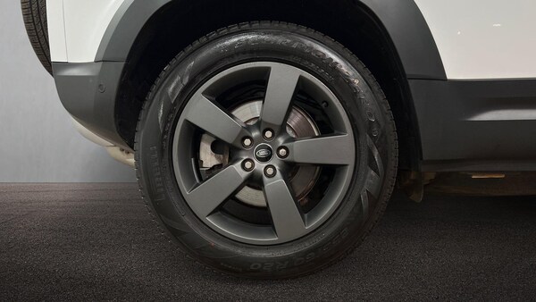 Used Land Rover Defender 110 2021 for sale - 74849742: Photo 8