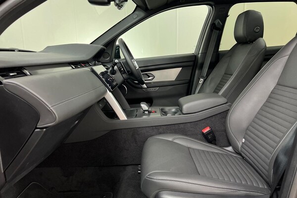Used Land Rover Discovery Sport 2024 for sale - 75478171: Photo 3