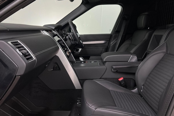 Used Land Rover Discovery 2025 for sale - 76166821: Photo 3