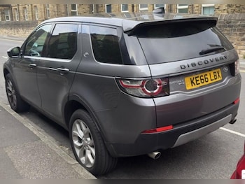 Used Land Rover Discovery Sport 2017 for sale - 76099184: Photo 2