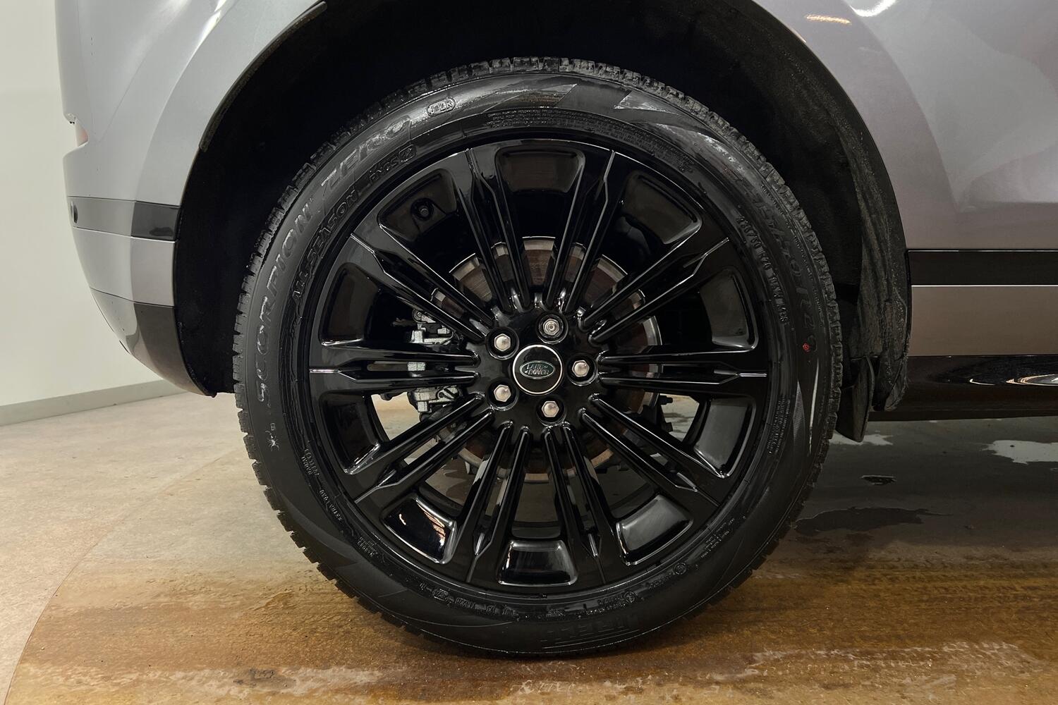 Used Land Rover Range Rover Evoque 2025 for sale - 76166882: Photo 8