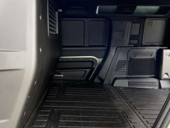Used Land Rover Defender 110 2024 for sale - 74848307: Photo