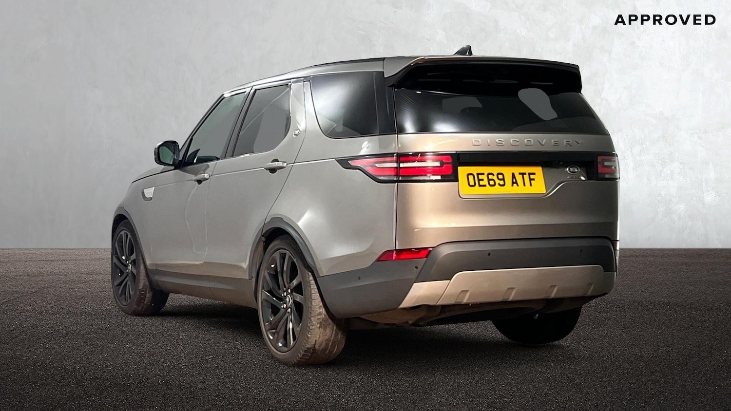 Used Land Rover Discovery 2019 for sale - 76138675: Photo 2