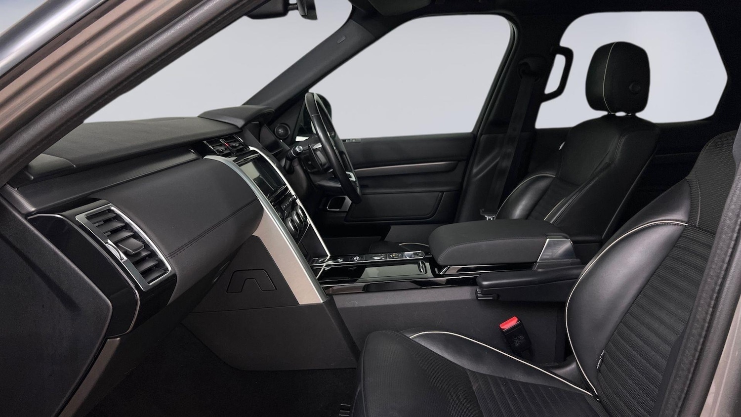 Used Land Rover Discovery 2019 for sale - 76138675: Photo 3