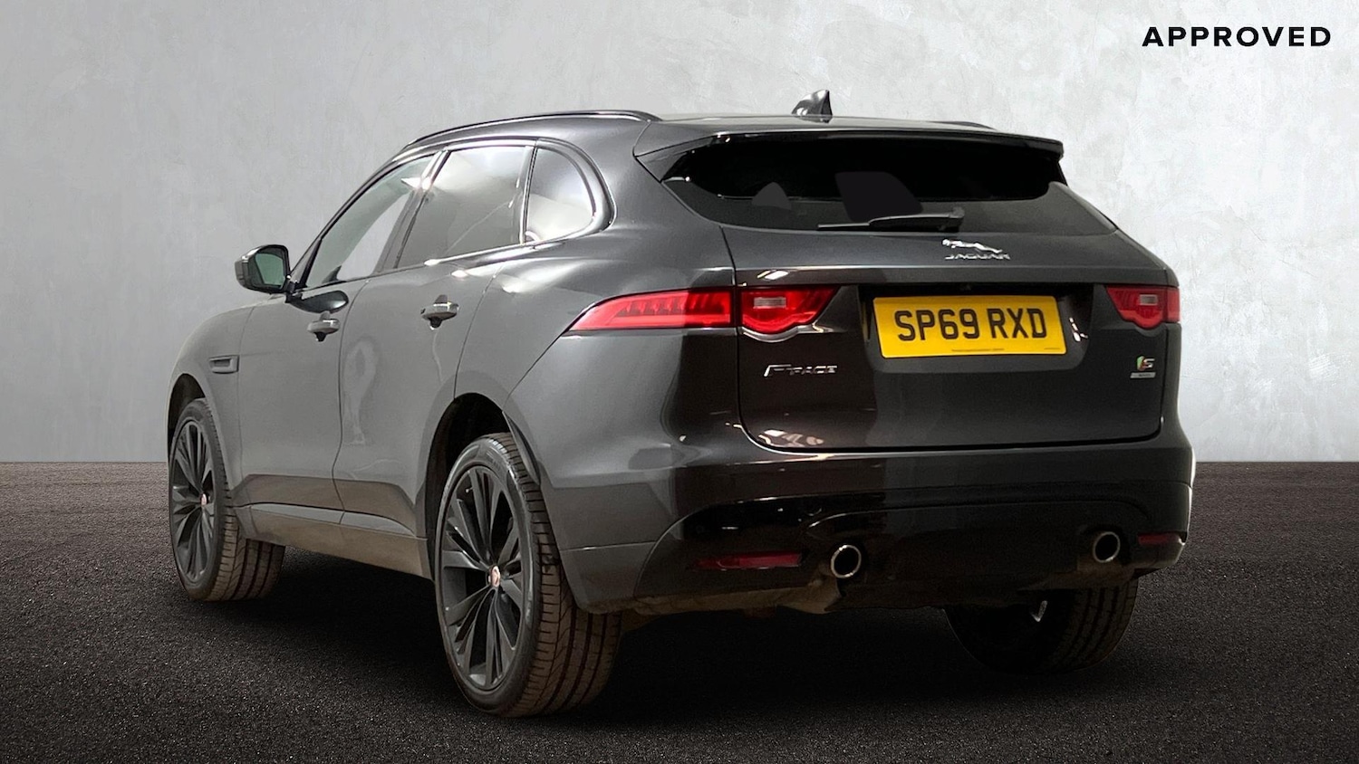 Used Jaguar F-Pace 2019 for sale - 76083914: Photo 2