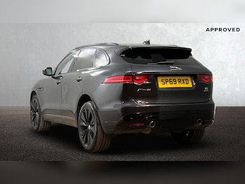 Used Jaguar F-Pace 2019 for sale - 76083914: Photo 2