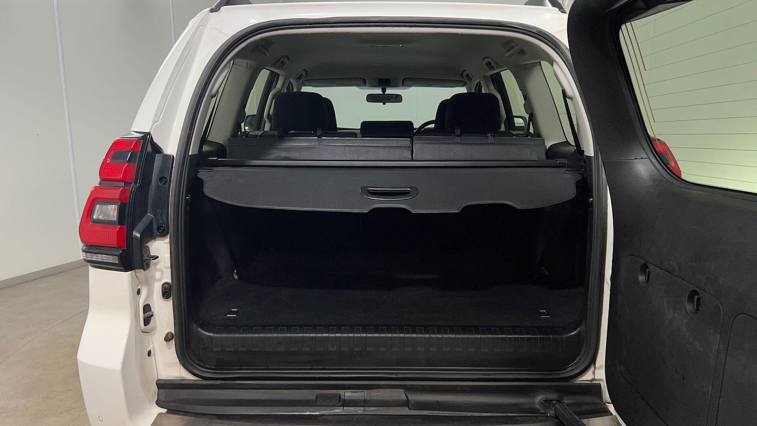 Used Toyota Landcruiser 2022 for sale - 76122219: Photo 10