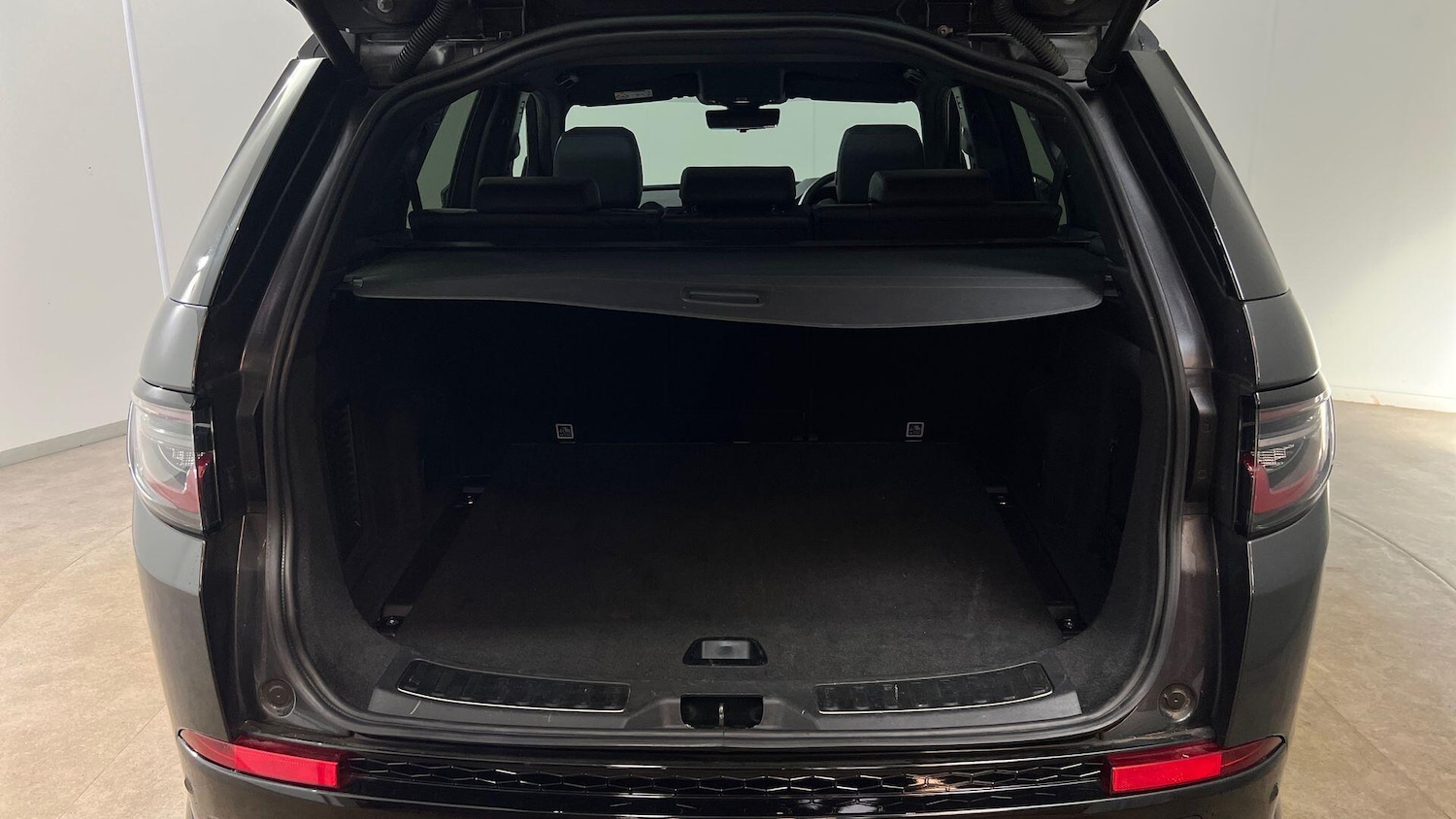 Used Land Rover Discovery Sport 2021 for sale - 76122705: Photo 10