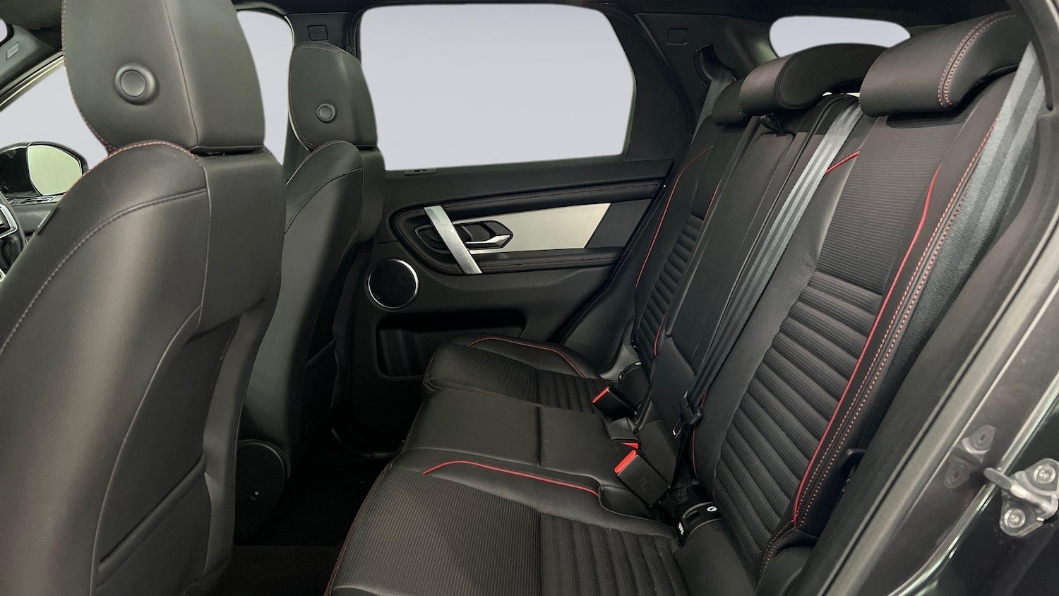 Used Land Rover Discovery Sport 2021 for sale - 76122705: Photo 4