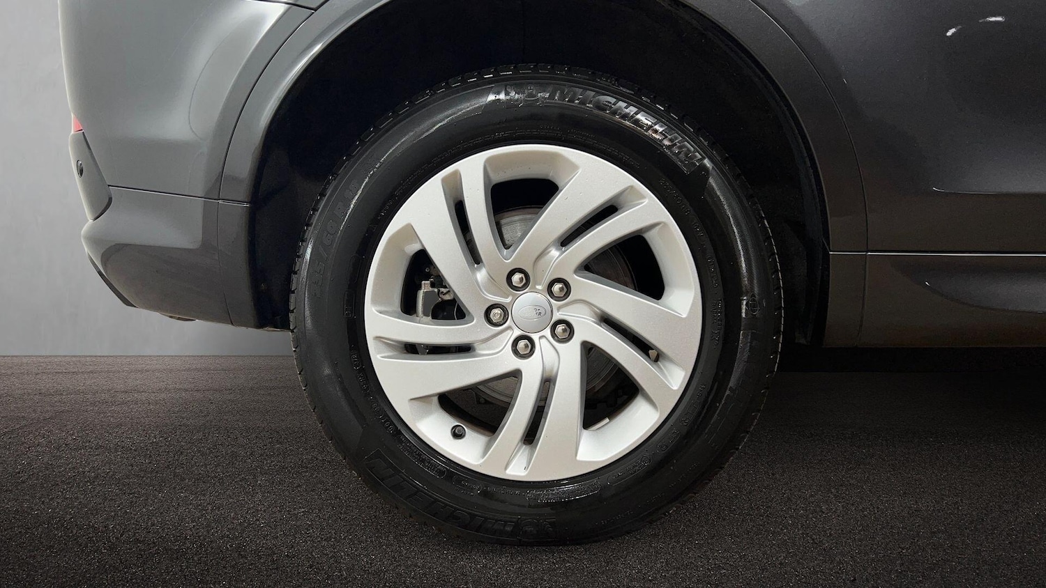 Used Land Rover Discovery Sport 2021 for sale - 76122705: Photo 8