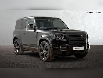 Used Land Rover Defender 90 2023 for sale - 75645800: Photo