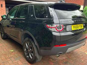 Used Land Rover Discovery Sport 2019 for sale - 75350562: Photo