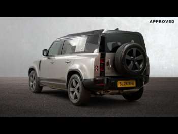 Used Land Rover Defender 110 2024 for sale - 74851205: Photo