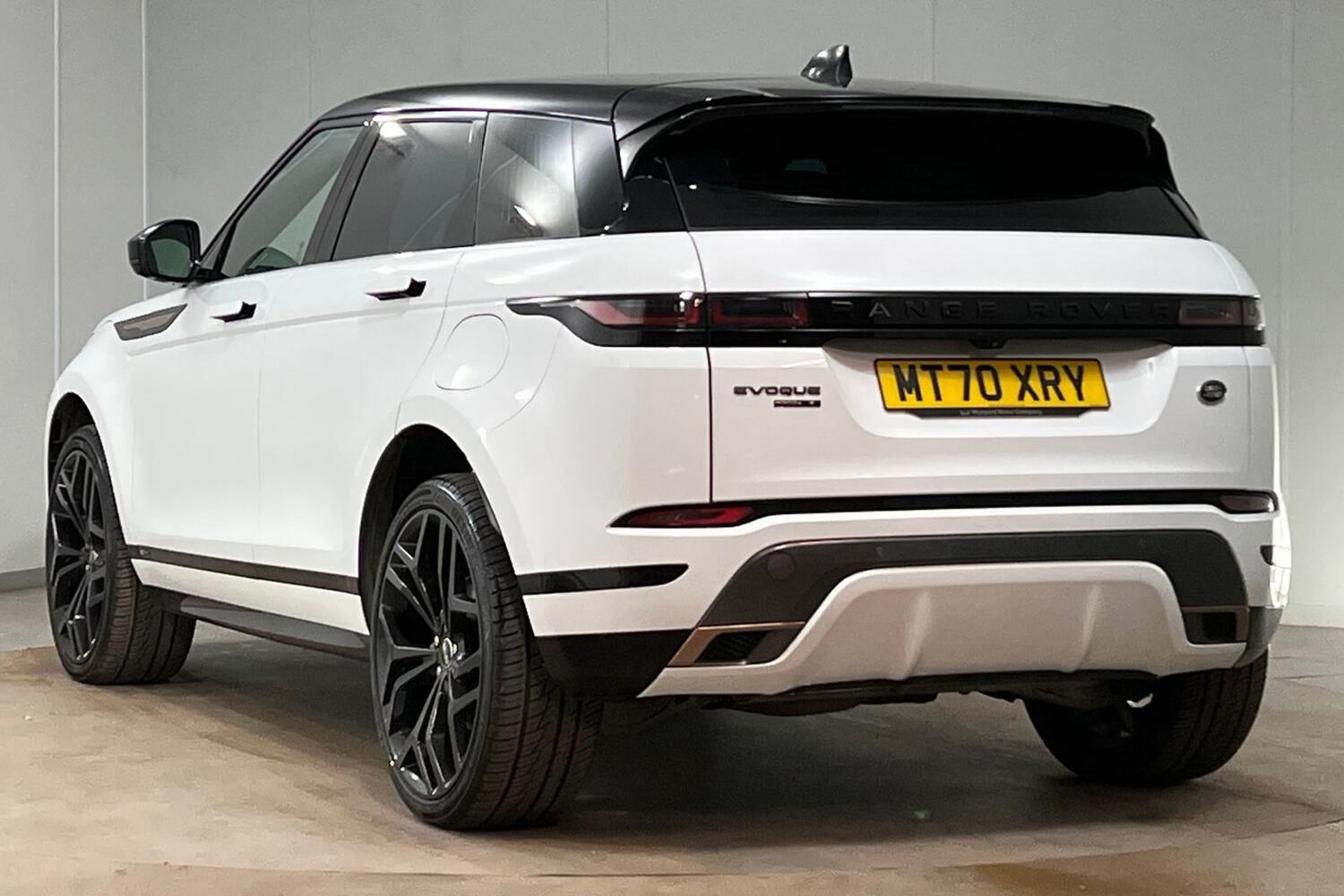Used Land Rover Range Rover Evoque 2020 for sale - 76123118: Photo 2