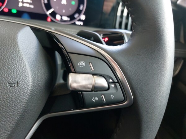Used Skoda Superb 2024 for sale - 75675007: Photo 19