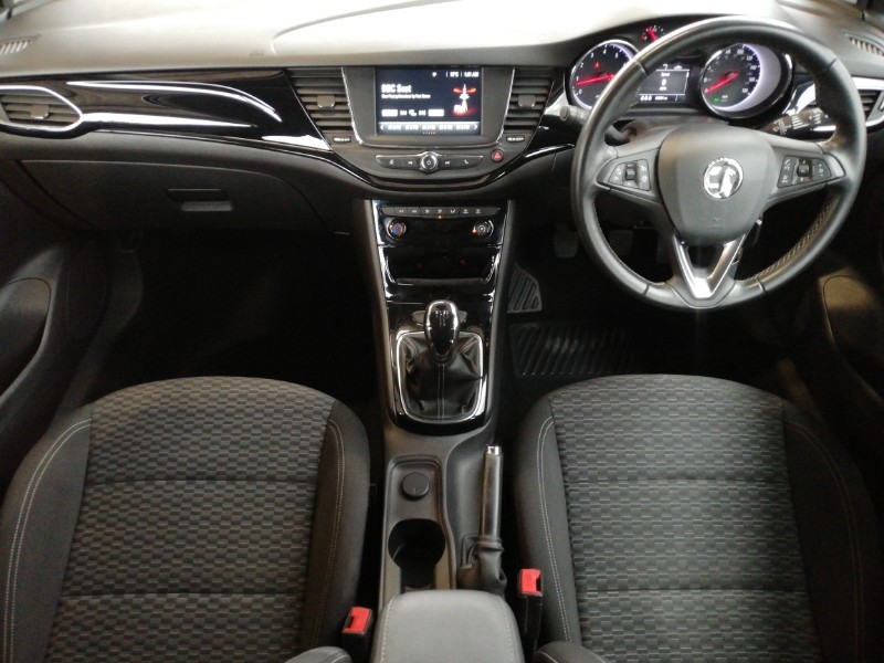 Used Vauxhall Astra 2018 for sale - 76483967: Photo 2