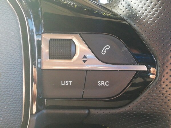 Used Peugeot 208 2022 for sale - 76103405: Photo 13