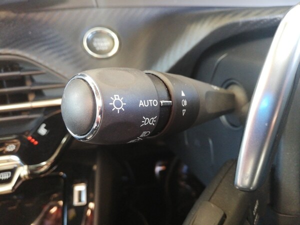 Used Peugeot 208 2022 for sale - 76103405: Photo 16