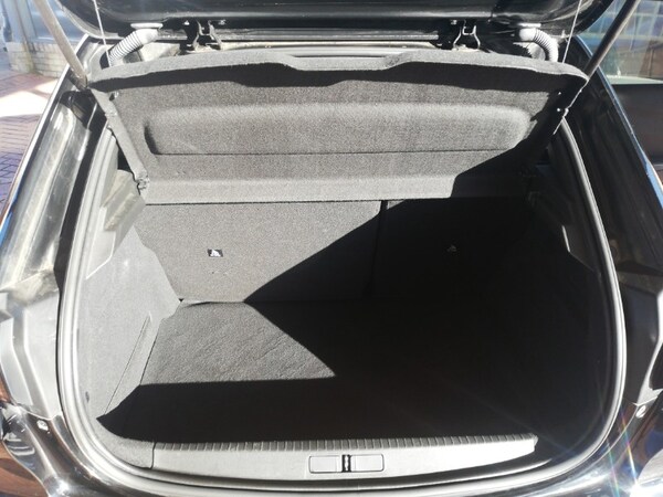 Used Peugeot 208 2022 for sale - 76103405: Photo 8