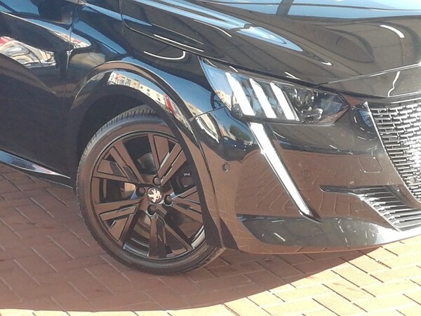 Used Peugeot 208 2022 for sale - 76103405: Photo 9