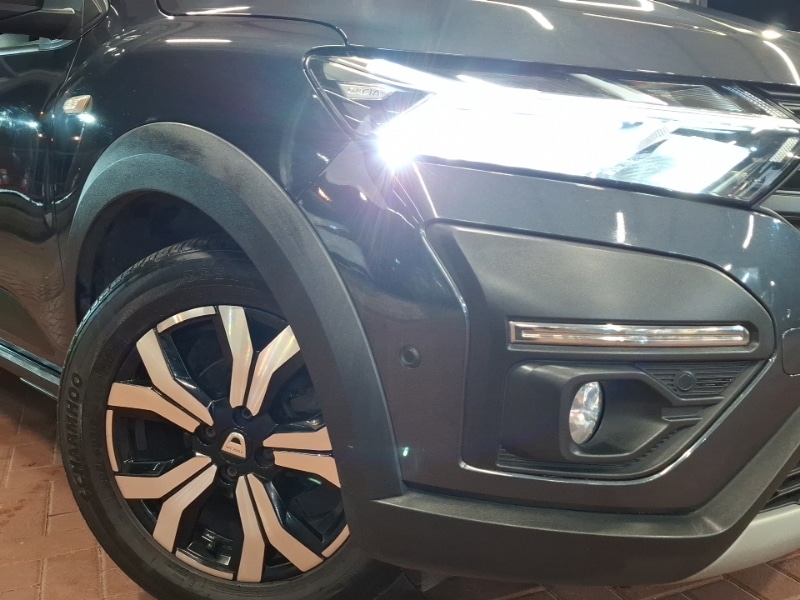 Used Dacia Sandero Stepway 2021 for sale - 77573371: Photo 9