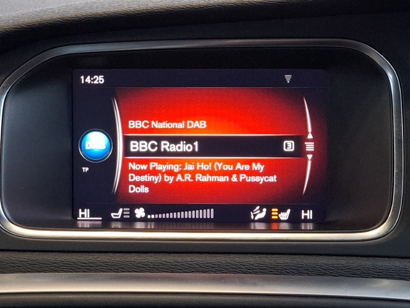 Used Volvo V40 2017 for sale - 77154981: Photo 10